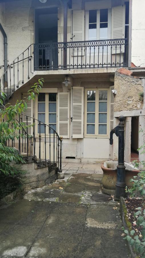 La Cour De La Paix Hotel Beaune  Exterior photo
